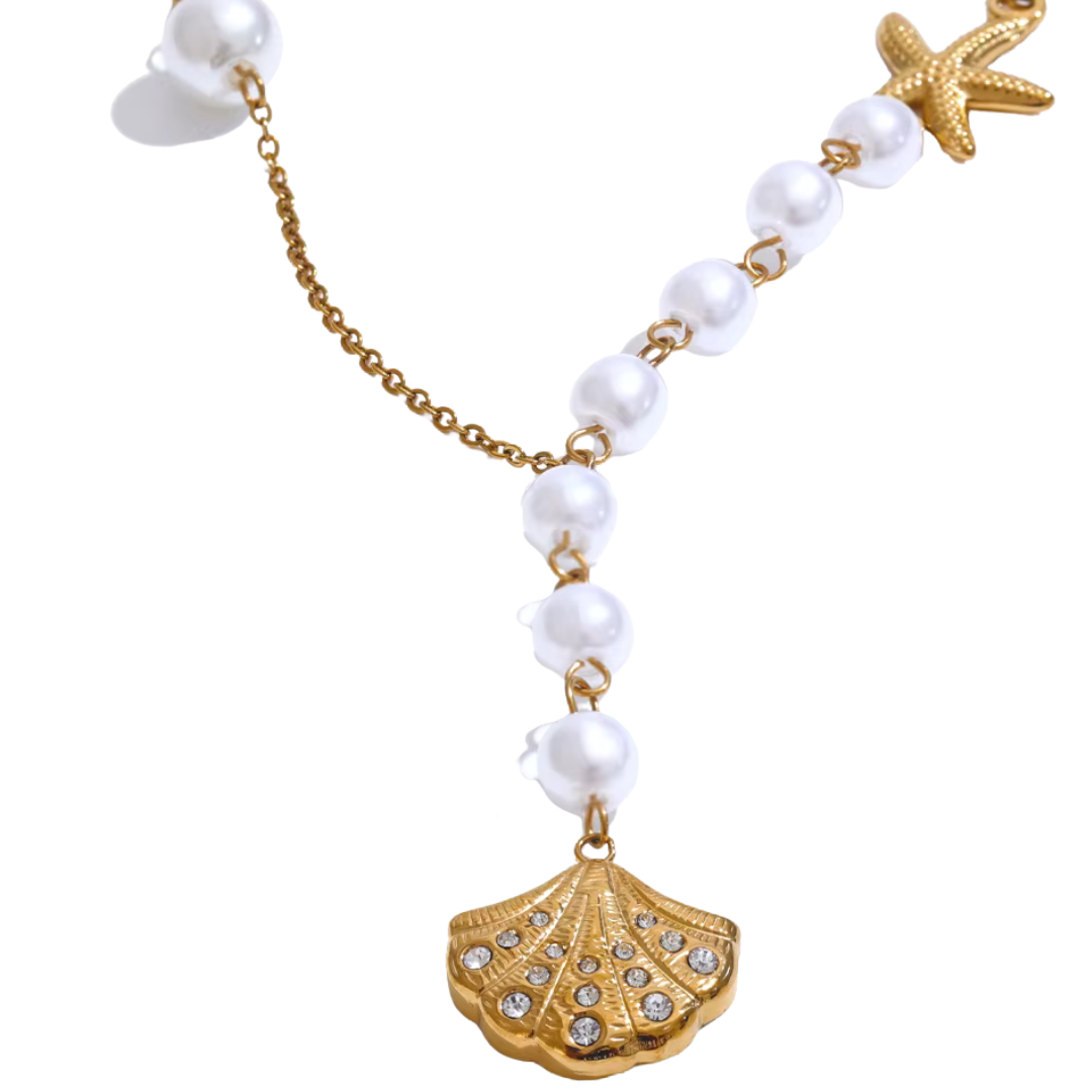 Collar de conchas y perlas de verano