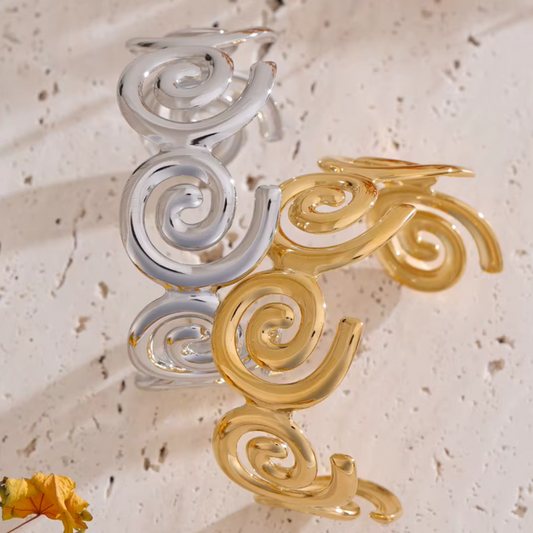 Ocean Wave Shell Cuff