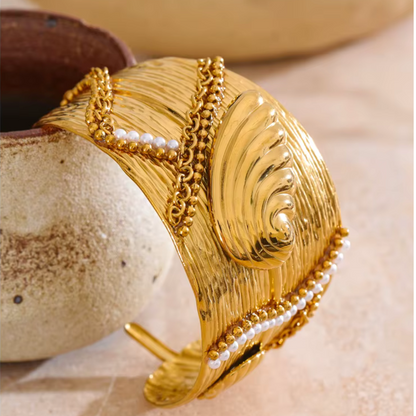Wide Conch Shell Bangle