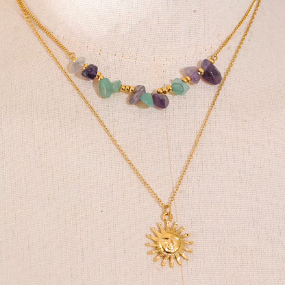 Collar de doble capa con dije de sol - Hecho a mano